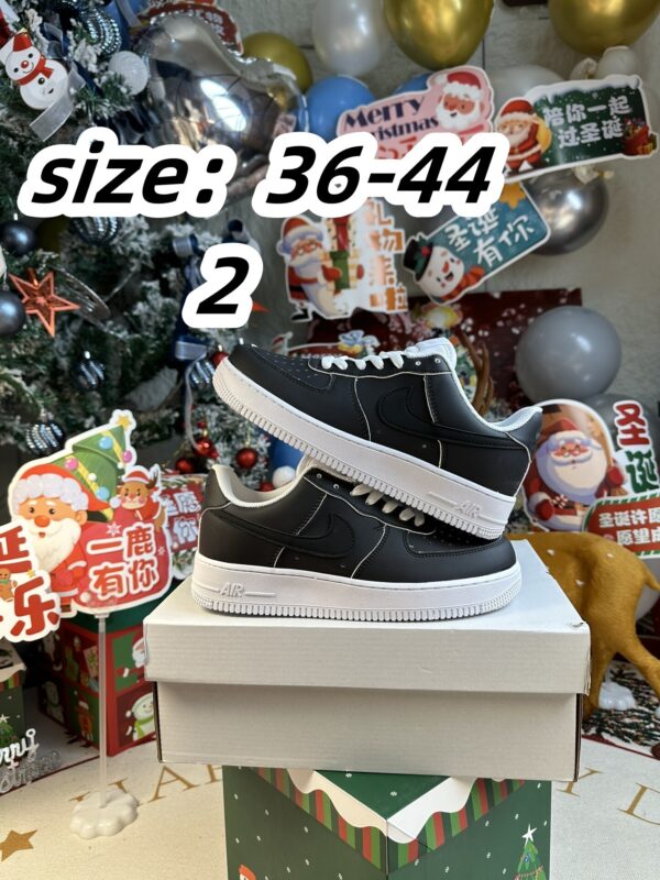 NIKE 42.66$ code 477-6936-R - Image 8