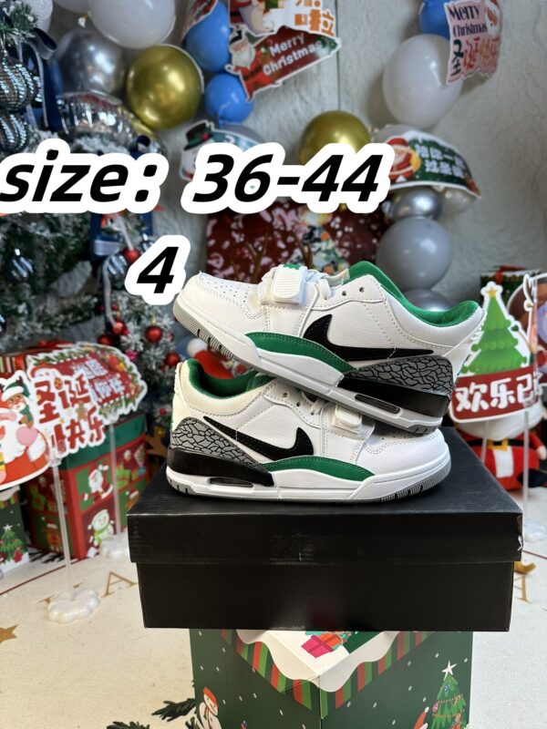 NIKE 33.66$ code 477-6935-R - Image 2