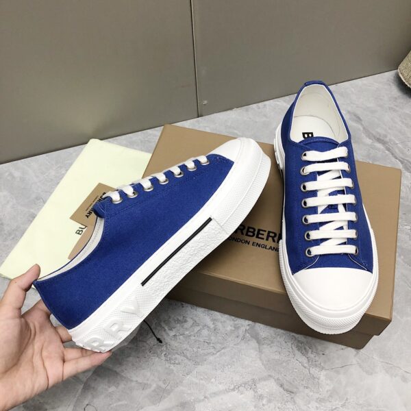 47.39$ BURBERRY code 449-6892-R - Image 11