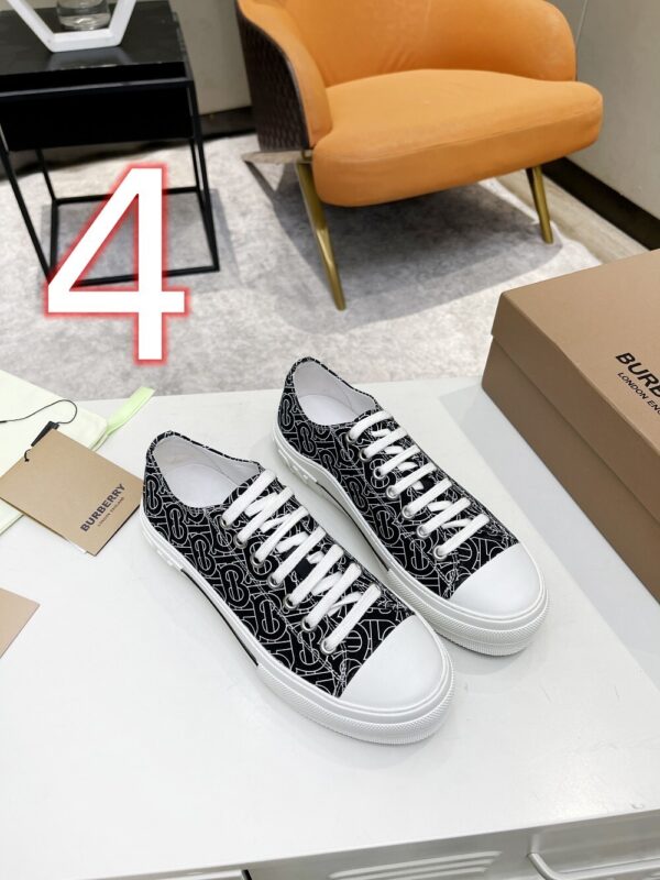 47.39$ BURBERRY code 449-6892-R - Image 5