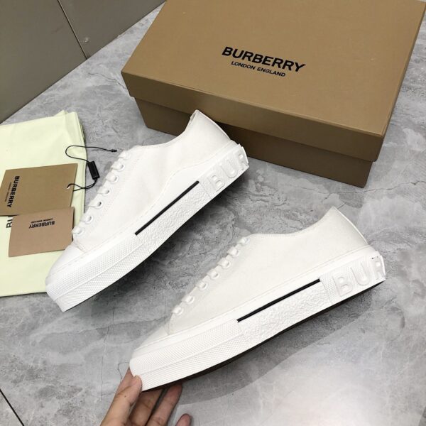47.39$ BURBERRY code 449-6892-R - Image 10