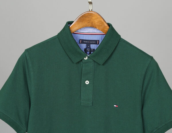 TOMMY 27.75$ CODE 268-6657-R
