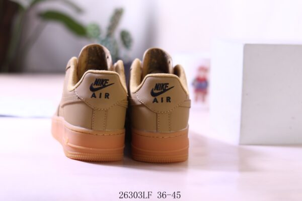 NIKE 36.66$ code 351-5922-R - Image 9