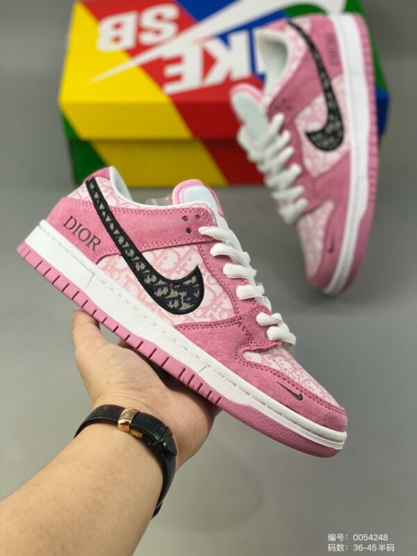 Nike $41.99$ code 351-5923-R - Image 3