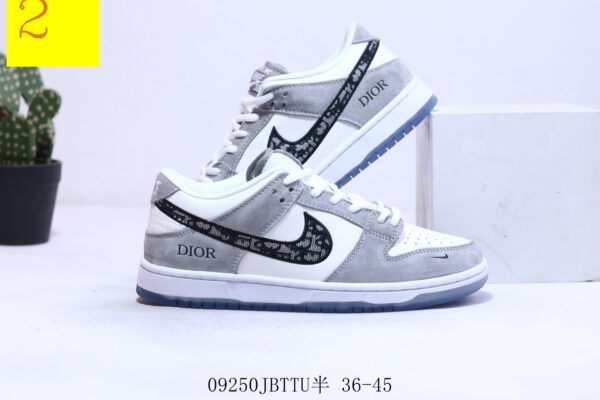 Nike $41.99$ code 351-5923-R - Image 9