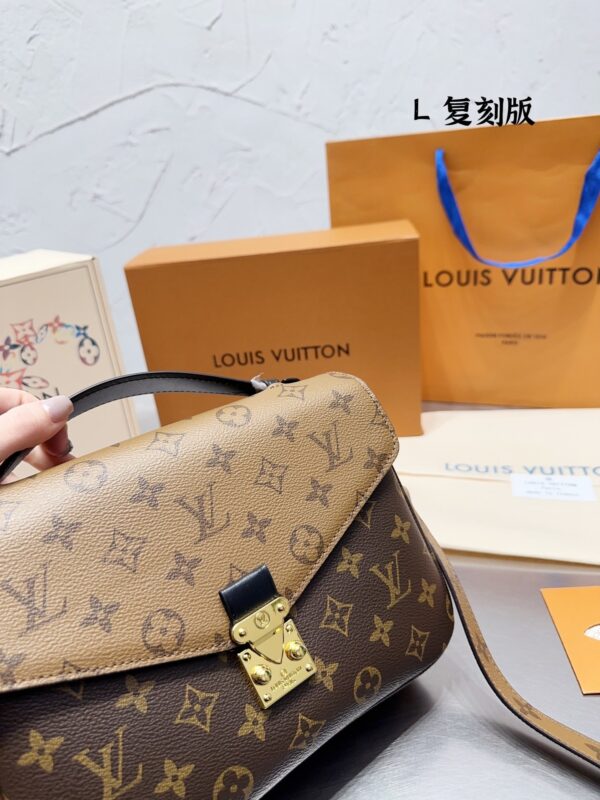 E1850-420￥ - Image 8