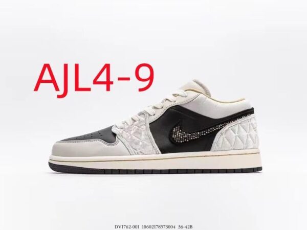 NIKE 45.88$ code 351-6684-R - Image 6