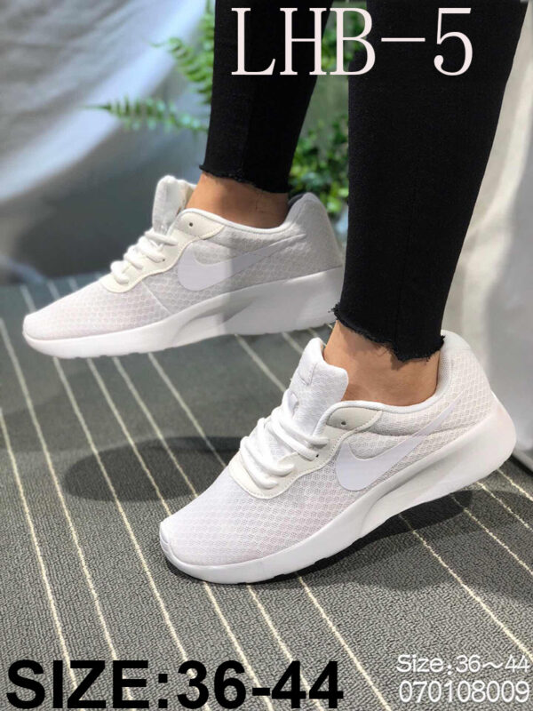 3384- Nike $21.99 CODE shu-3384-D