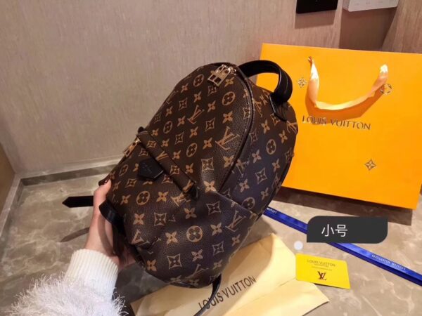 LV 21.89$ CODE 288-4041-D - Image 6