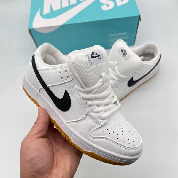NIKE 29.99$ code 436-6569-R