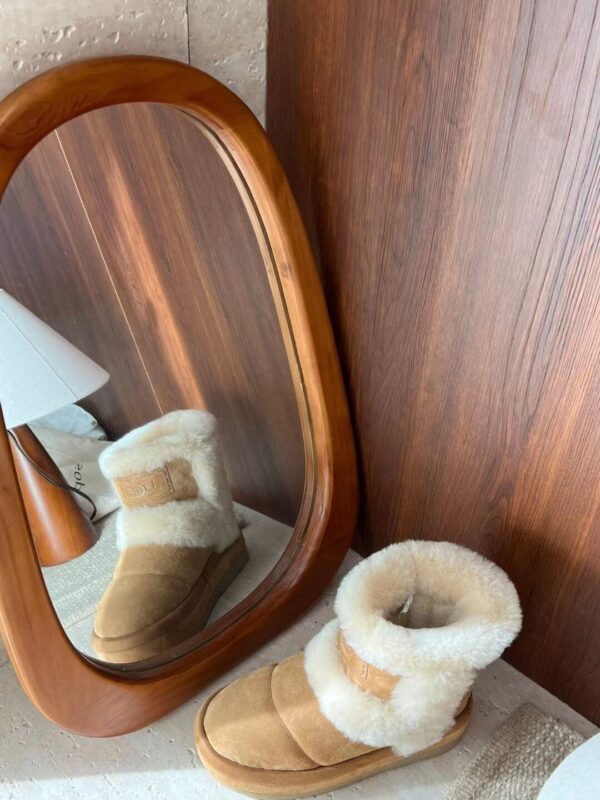 UGG 66.66$ code 524-6856-R - Image 6