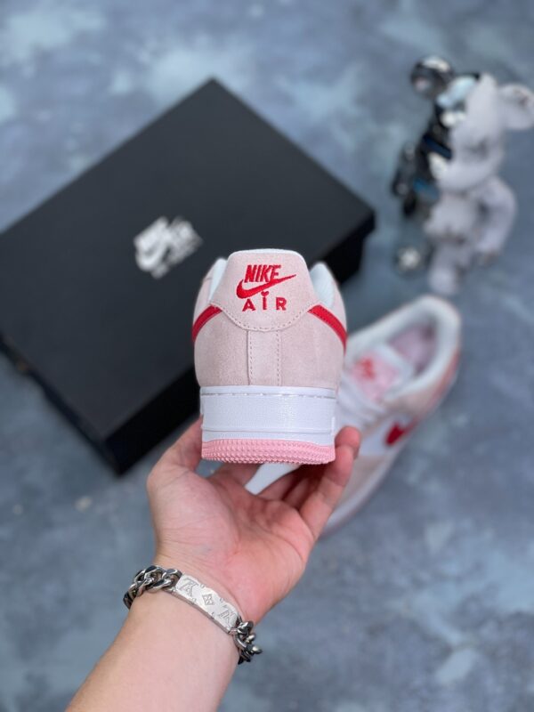 NIKE 49.99$ code 351-6848-R - Image 7