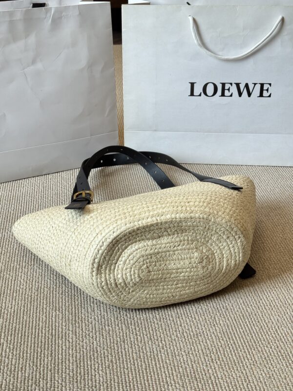 LOWEW 65.66$ code 429-7595-R - Image 3