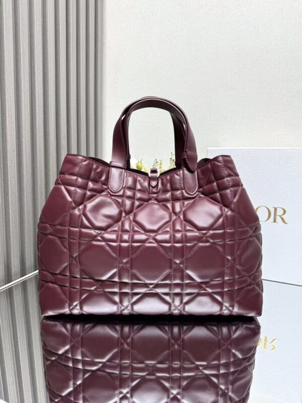 Jam6232 DIOR 110$ - Image 4