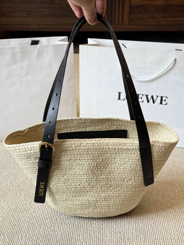 LOWEW 65.66$ code 429-7595-R - Image 7