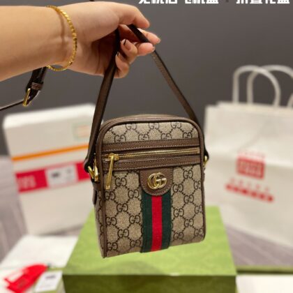 Jam4037 GUCCI 65.99$