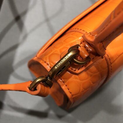 Jam5352 Balenciaga 120$