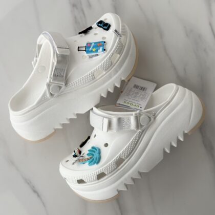 Jam5330 Crocs 49.99$