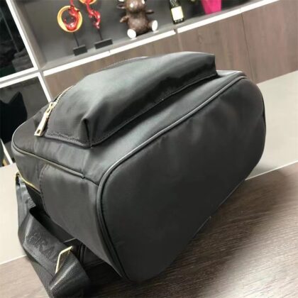 Jes3061 PRADA 34.99$