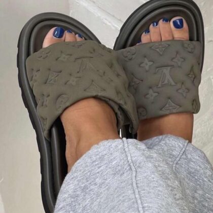 Jam4978 Attached: Gift Box+Invoice 5A LV 39.99$ TLDD