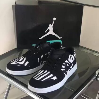 Jes2429 Aj1 low 26.69$-PDDXZ