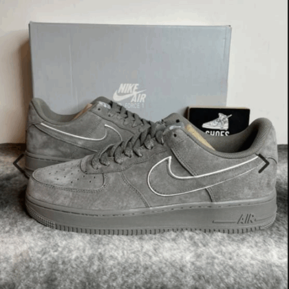 Jam517 Air Force 1 Low Dark 330 44.99$ PTX