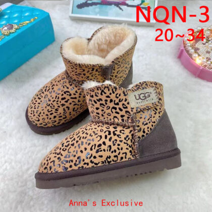 Jam7068 UGG kids 38.99$ WITH BOX