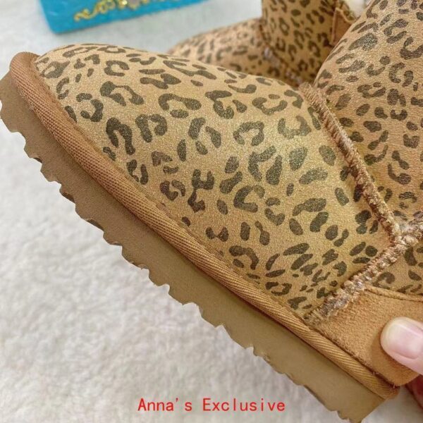 Jam7068 UGG kids 38.99$ WITH BOX - Image 9