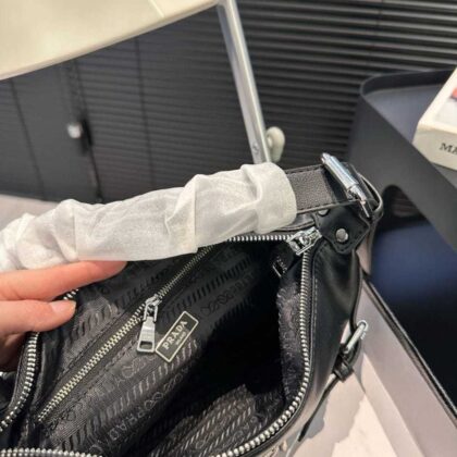 Jam516 PRADA 28$ 205