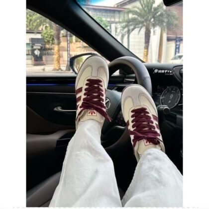 Jam7070 adidas 68$ with box