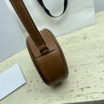Jam5363 CELINE 78$