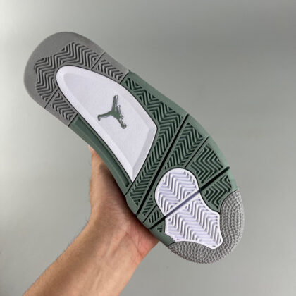 Jam4954 AJ4 330 45.9$ PTX