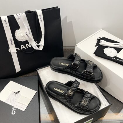 Jam5520 Chanel 79.99$