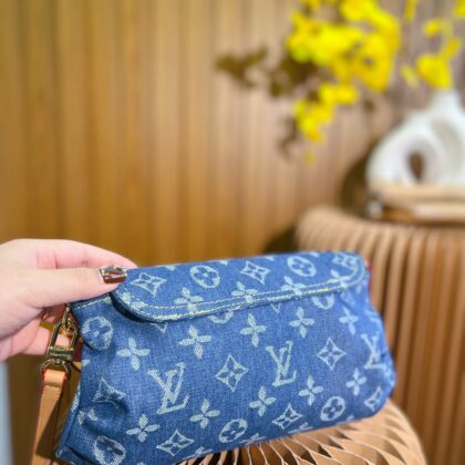 Jam2514 LV 49.99$ 358