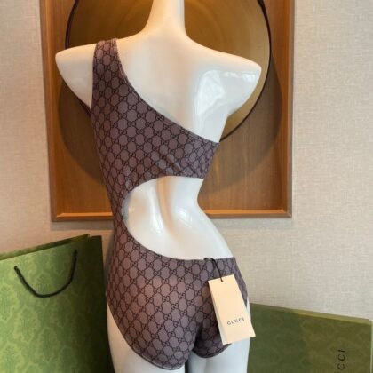 Jam4968 Gucci swimsuit 4A 185 26.99$ YZ