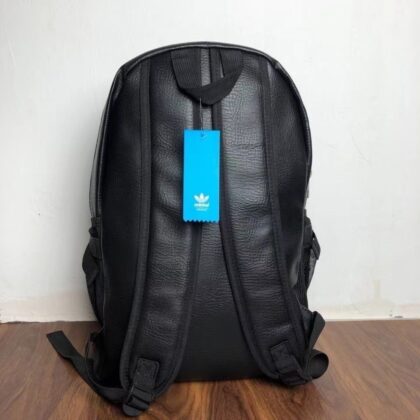 Jam3259 adidas 200 27.9$ 1688BB