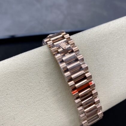 Jam5483 Rolex +BOX 95$