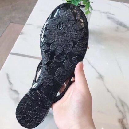 Jam5356 Valentino 59.99$