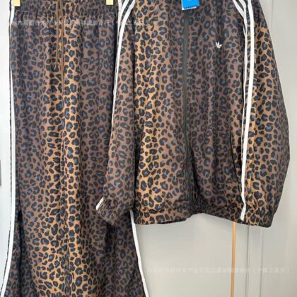 Jam8073 ADIDAS 59.99$