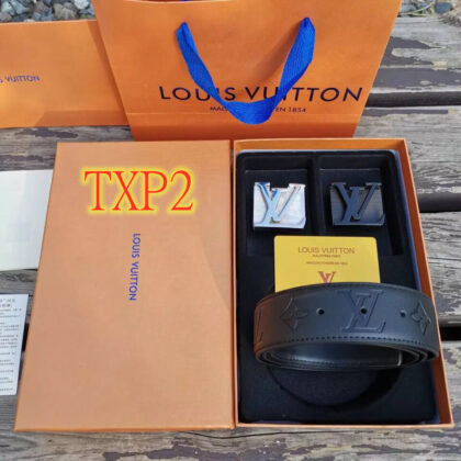 Jes4664 LV Attached box 200💰 29$