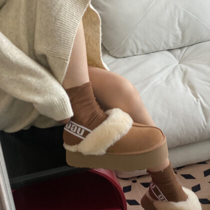 Jam4069 UGG 350 59$ UGG