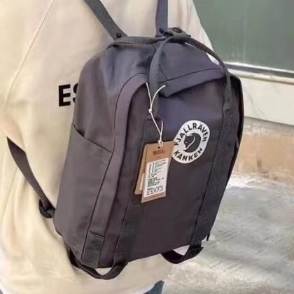 Jes3692 fjallraven 180💰 33$ FHBB