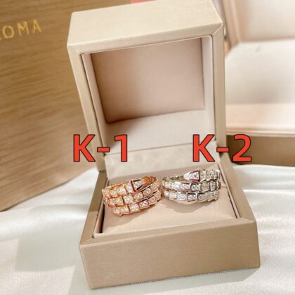 Jam8047 Van Cleef&Arpels 42.99$