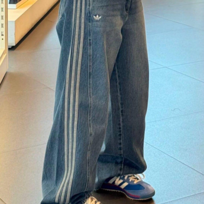 Jam8205 ADIDAS 55.9$