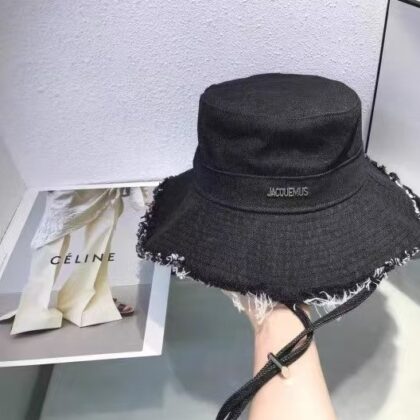 Jam8223 JACQUEMUS 38$