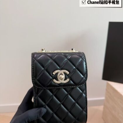 Jam8622 CHANEL 69.9$