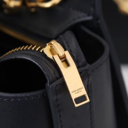 Jam8713 YSL 150$