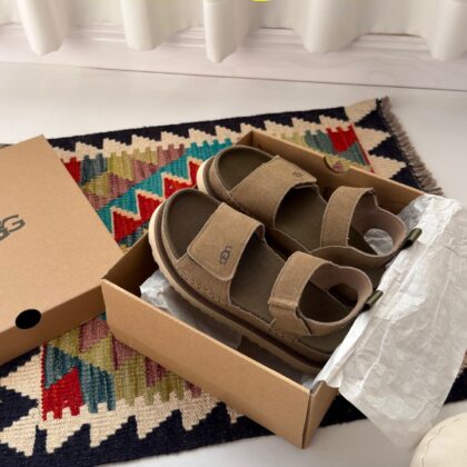 Jam9075 UGG 68$