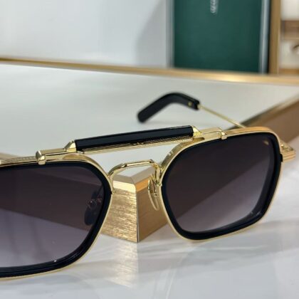 Jam9220 JACQUEMUS 62.99$