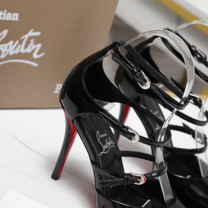 Jam9072 CistianLouboutin 119.99$
